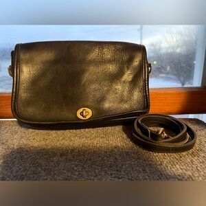 Vintage Coach Black Leather Penny Pocket Purse #9755 Crossbody Shoulder Bag USA